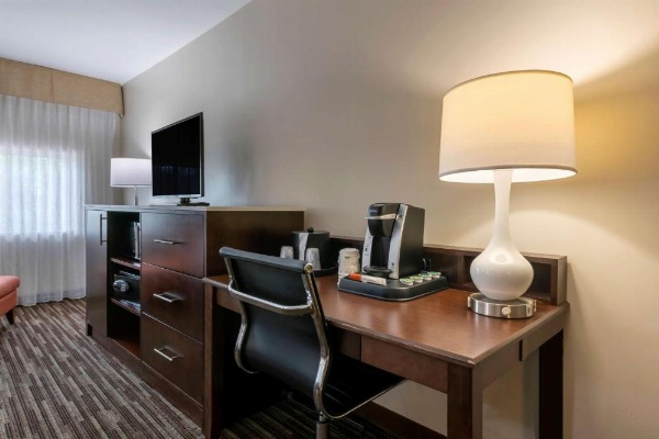 Best Western Plus North Miami/Bal Harbour image 22